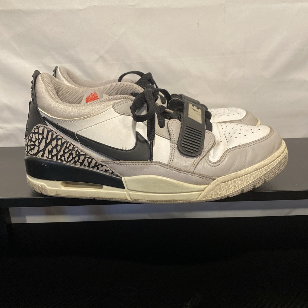 Nike Air Jordan Legacy 312 Low Tech Grey CD7069101 Cement Men's size 10.5